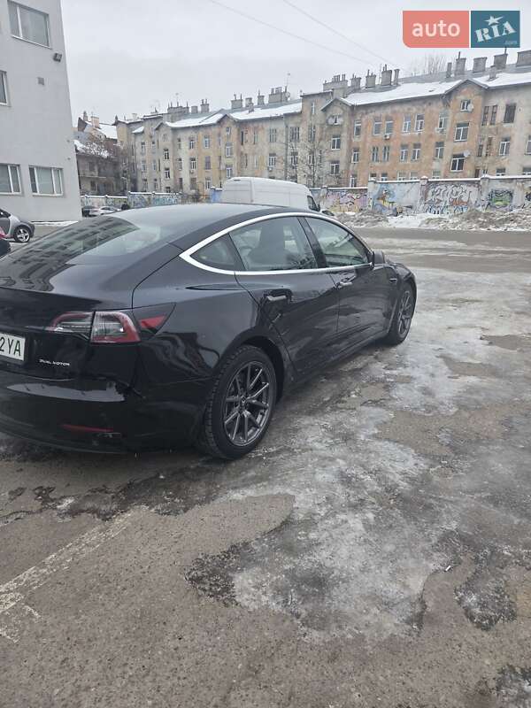 Tesla-10