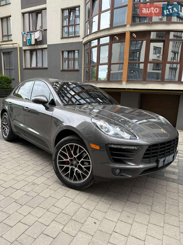 Porsche-9
