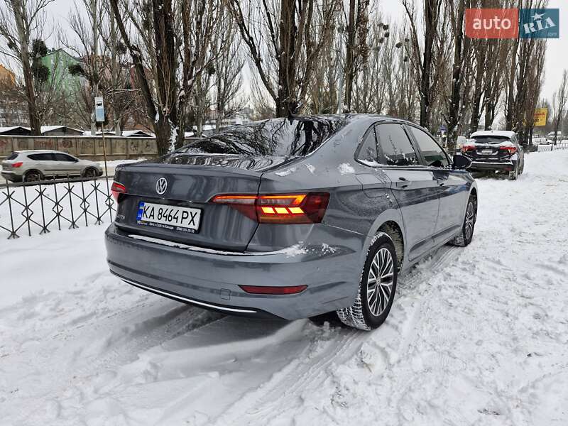 Volkswagen Jetta 2020