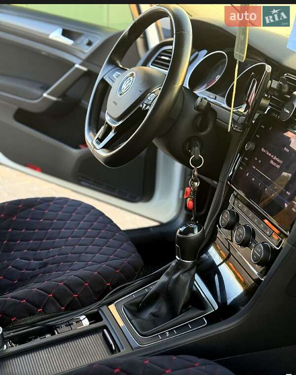 Volkswagen Golf 2018