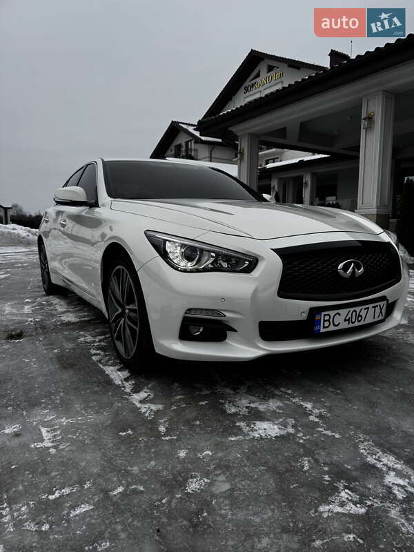 Infiniti-2