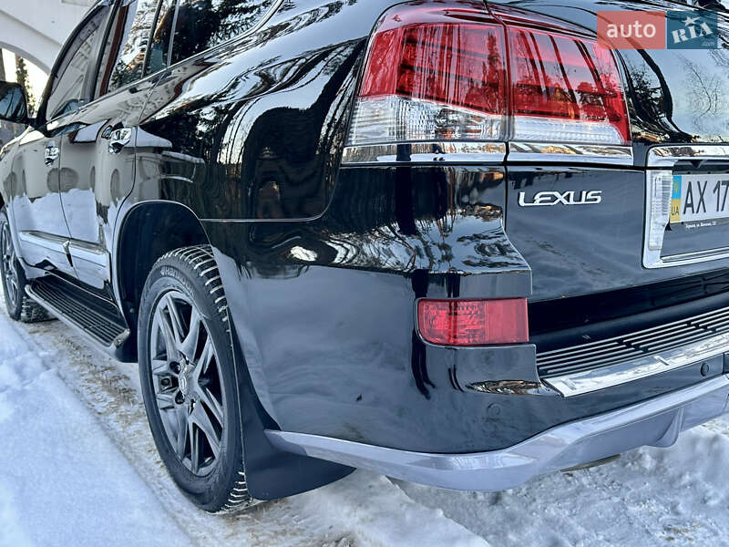 Lexus-85