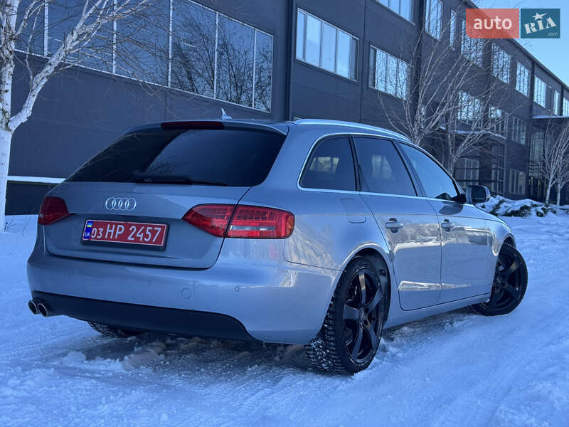 Audi A4 2011