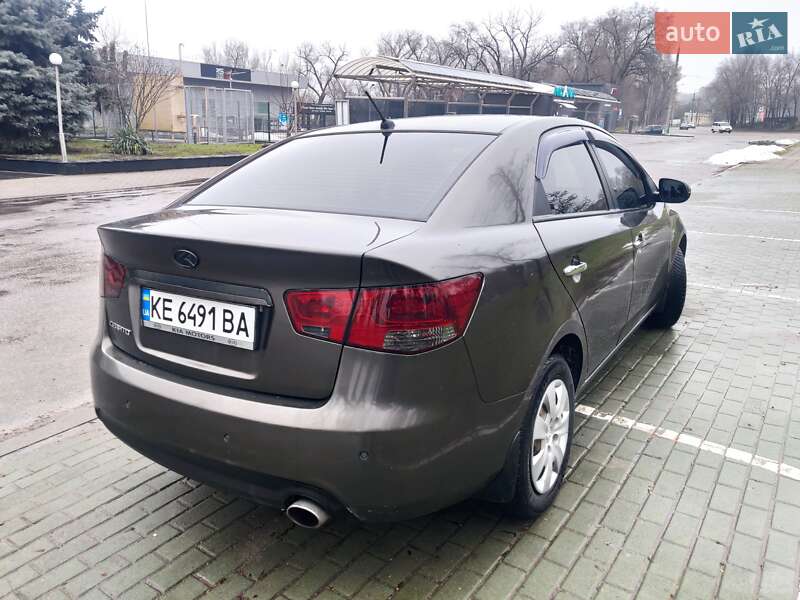 Kia Cerato 2011