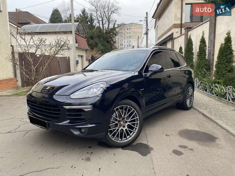 Porsche Cayenne 2016
