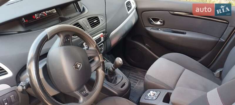 Renault Scenic 2014