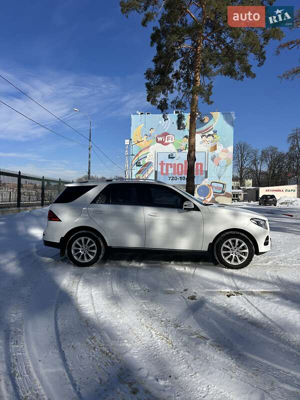 Mercedes-Benz GLE-Class 2016