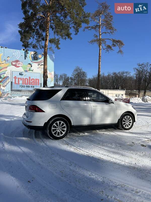 Mercedes-Benz GLE-Class 2016