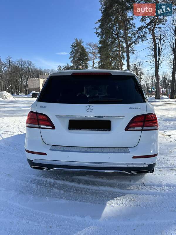 Mercedes-Benz GLE-Class 2016