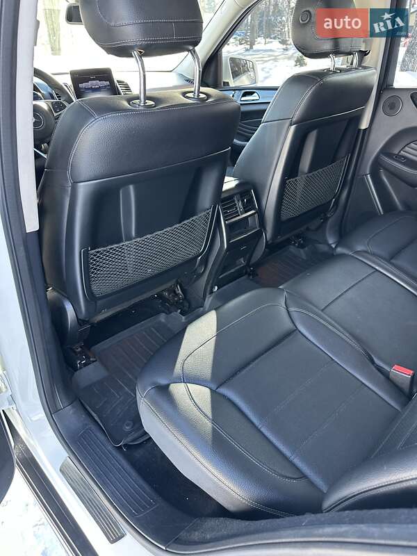 Mercedes-Benz GLE-Class 2016