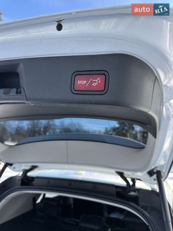 Mercedes-Benz GLE-Class 2016