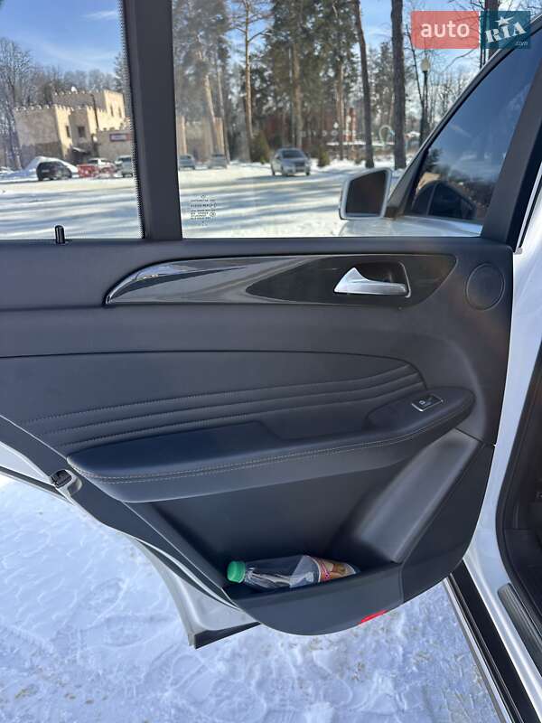 Mercedes-Benz GLE-Class 2016