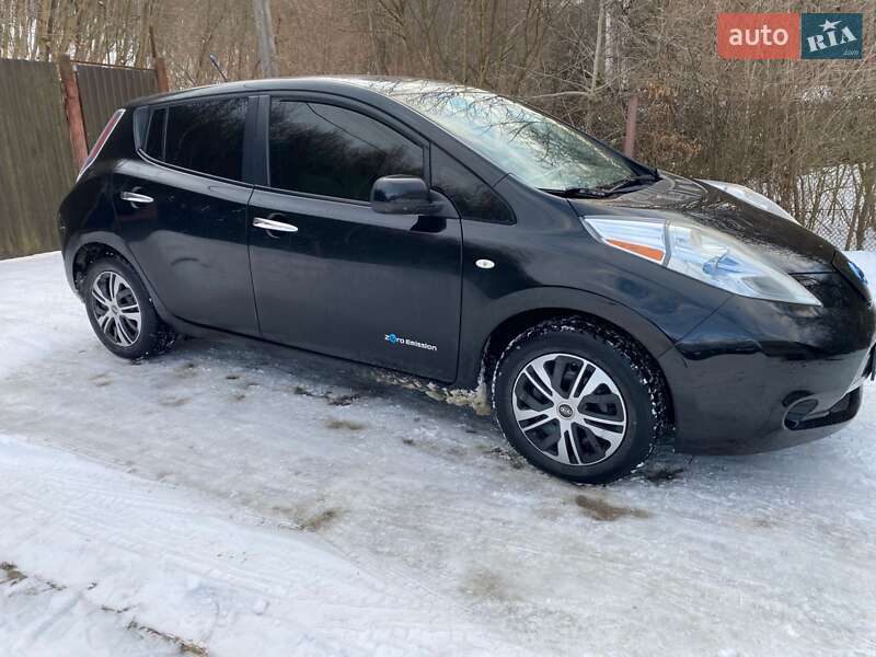 Nissan Leaf 2011