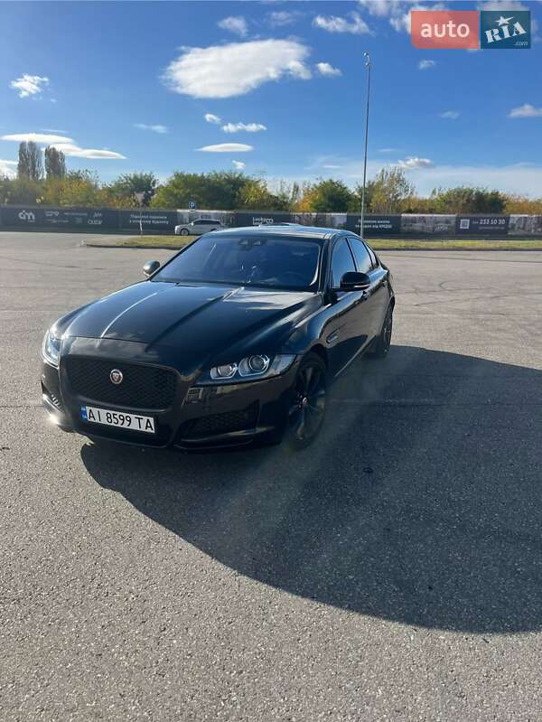 Jaguar XF 2016