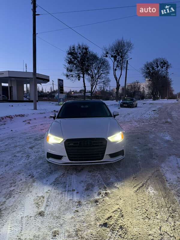 Audi-8