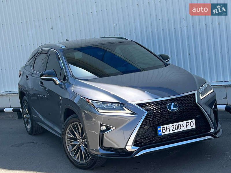 Lexus-12