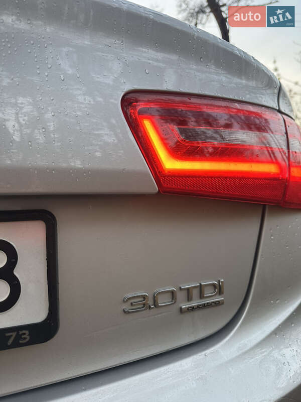 Audi-22