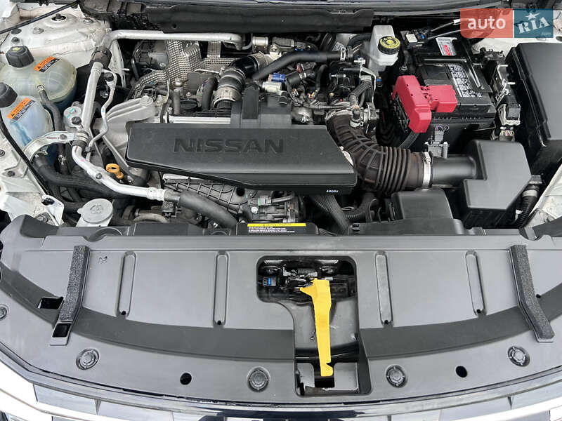 Nissan-25