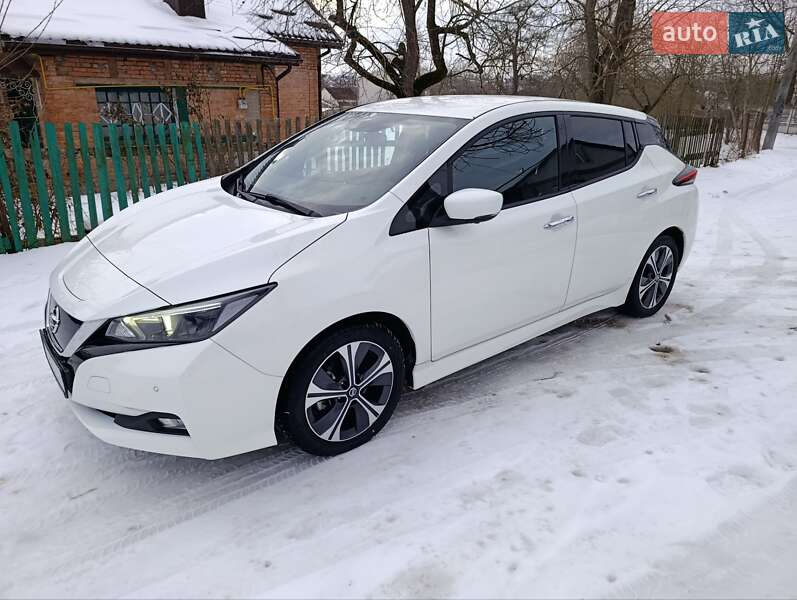 Nissan-5