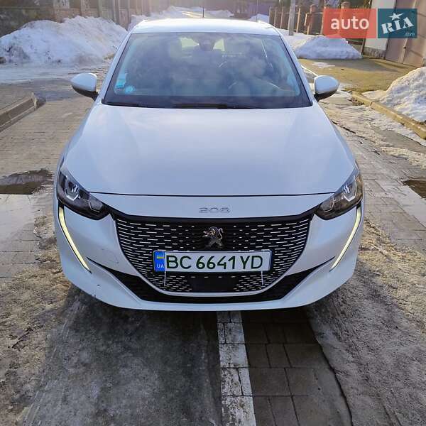 Peugeot e-208 2020