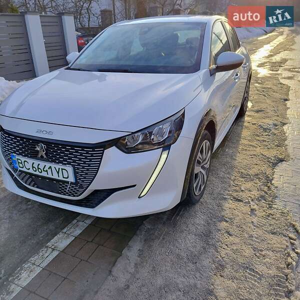 Peugeot e-208 2020