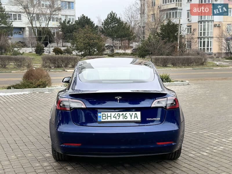 Tesla-16