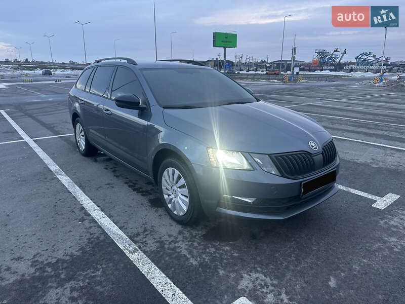 Skoda-9