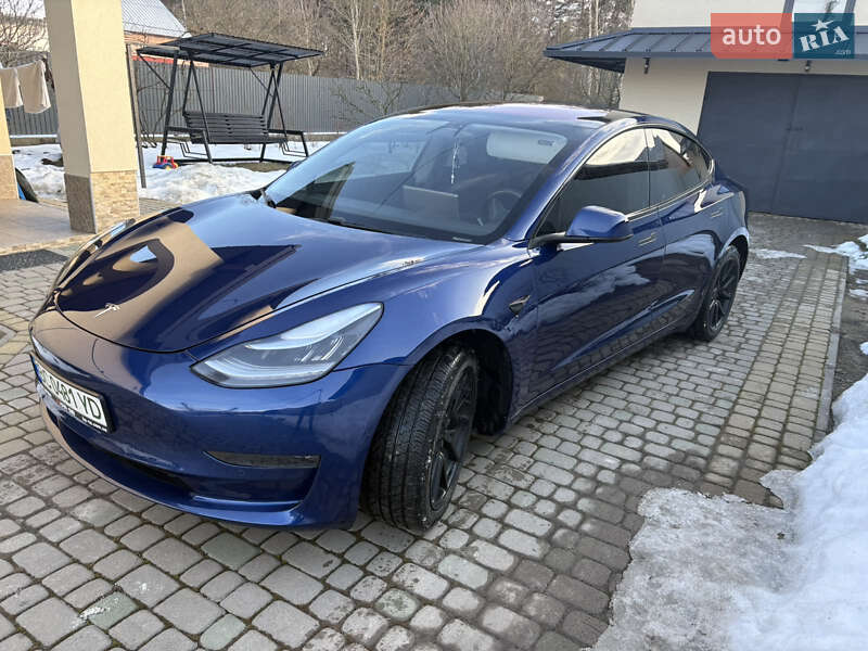 Tesla-1