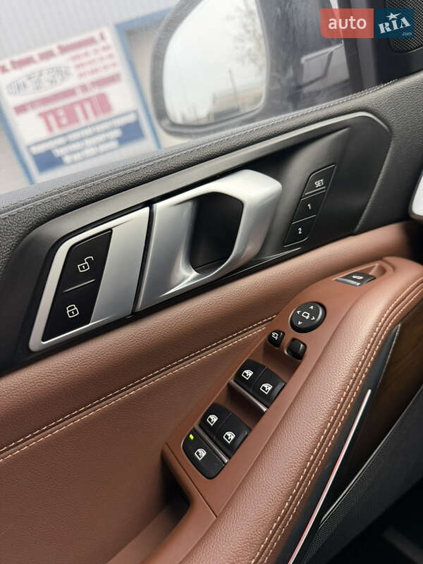 BMW-29