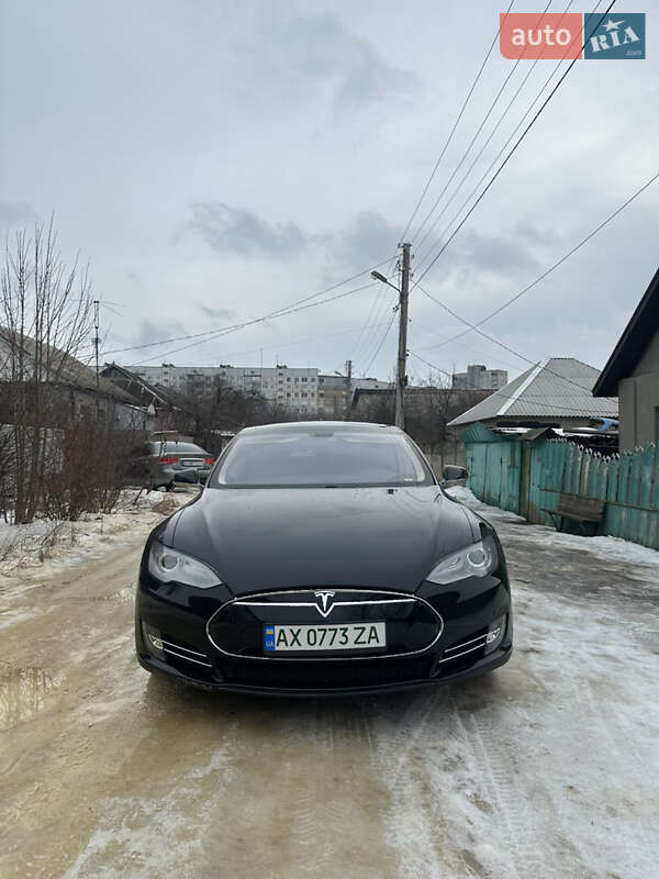 Tesla-10