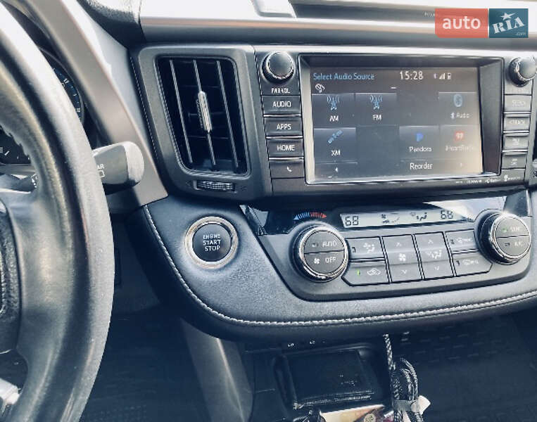 Toyota RAV4 2017
