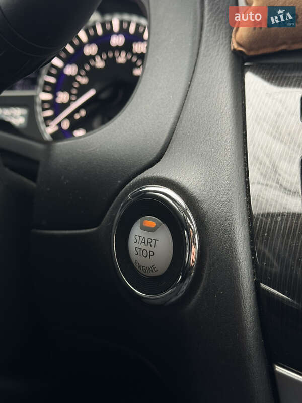 Infiniti-22