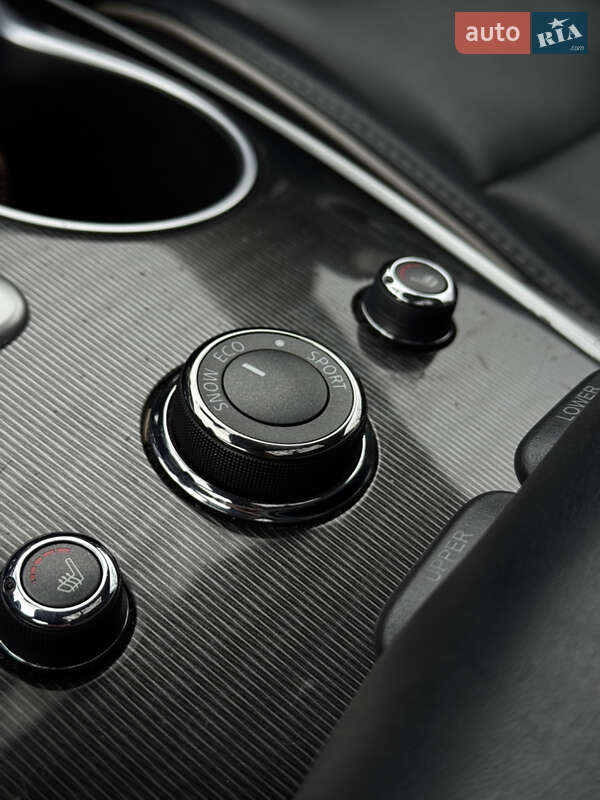 Infiniti-2