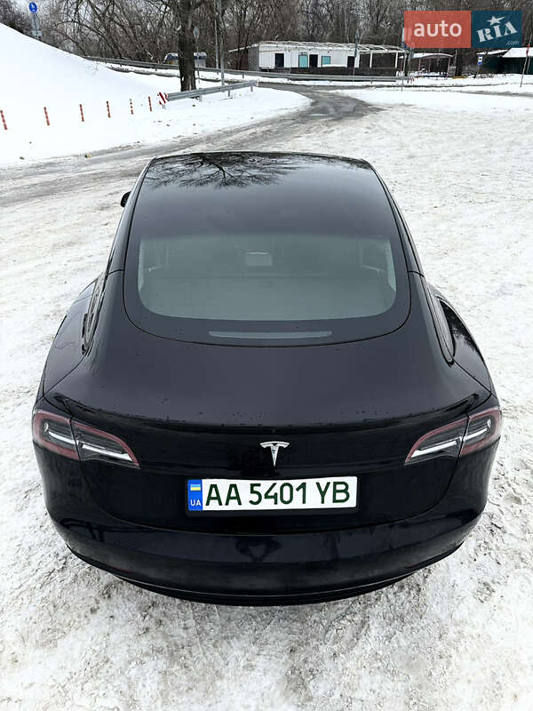 Tesla-3
