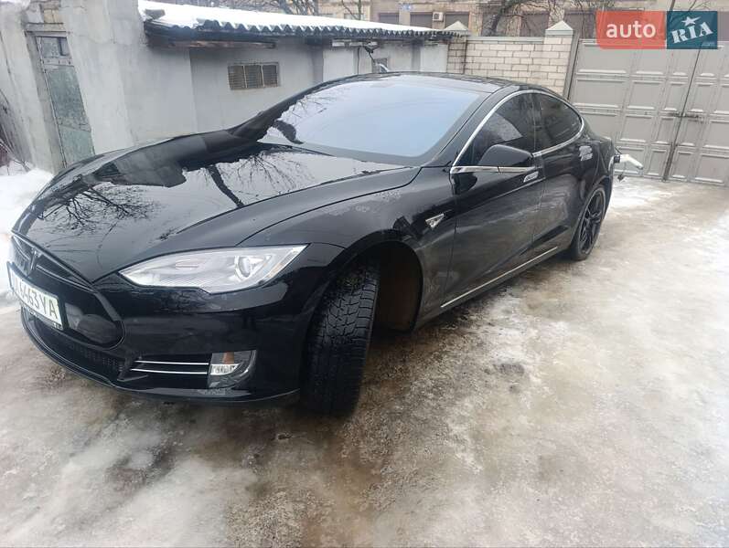 Tesla-3