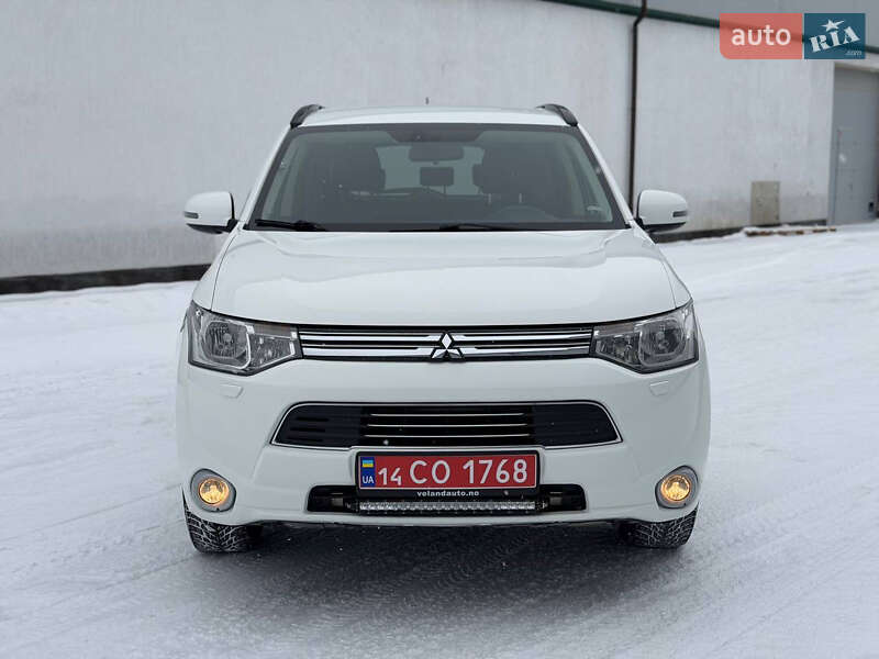 Mitsubishi Outlander 2014