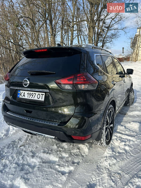 Nissan-19