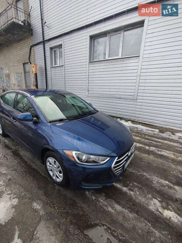 Hyundai Elantra 2016