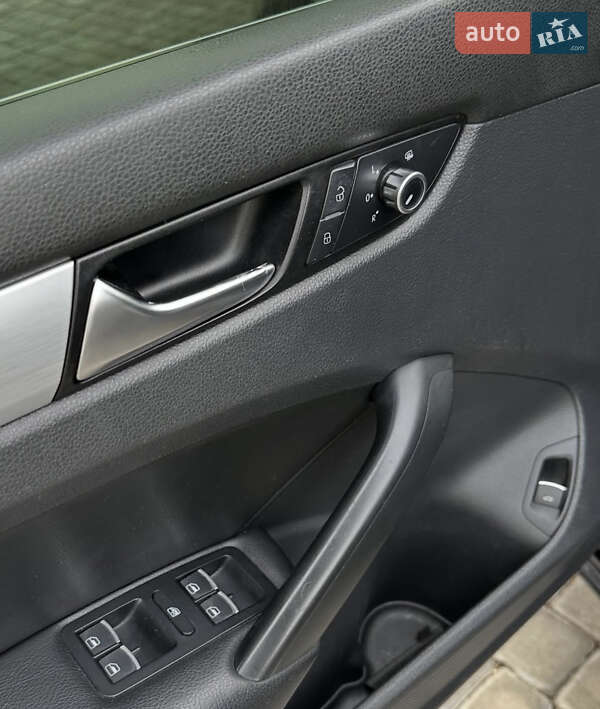 Volkswagen Passat 2012