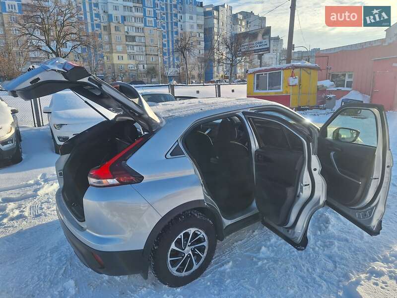 Mitsubishi Eclipse Cross 2023