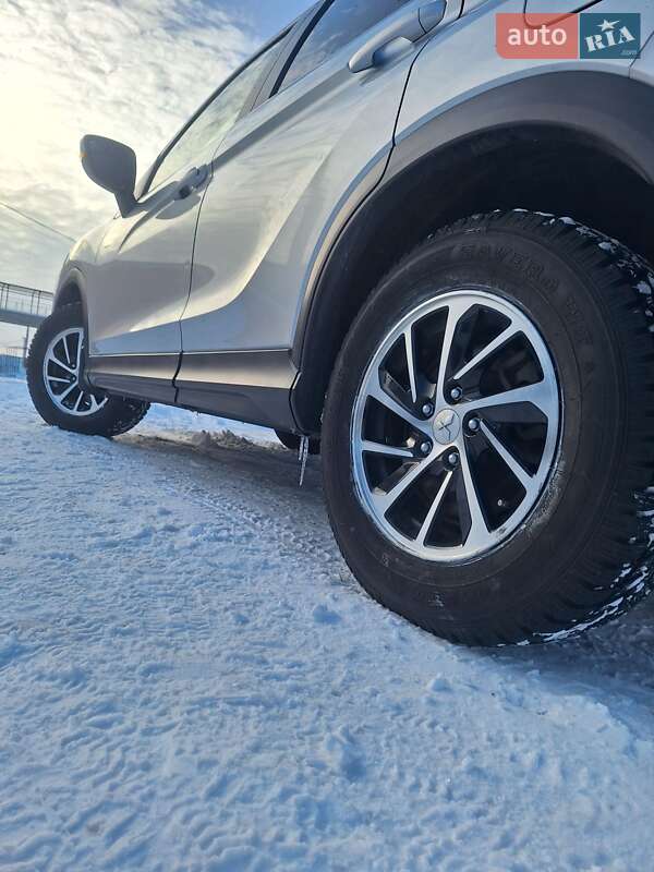 Mitsubishi Eclipse Cross 2023