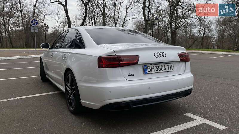 Audi-32