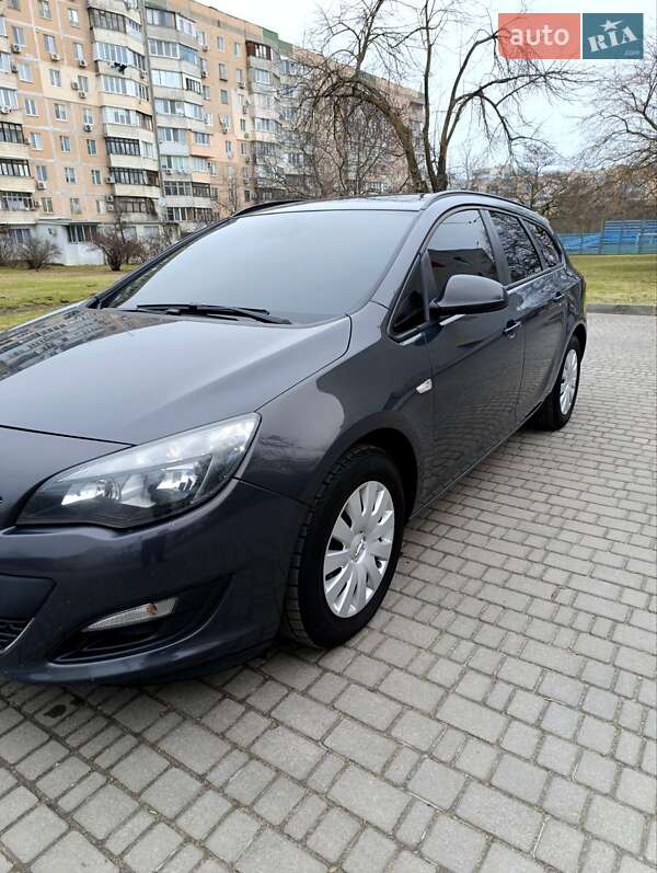Opel Astra 2015