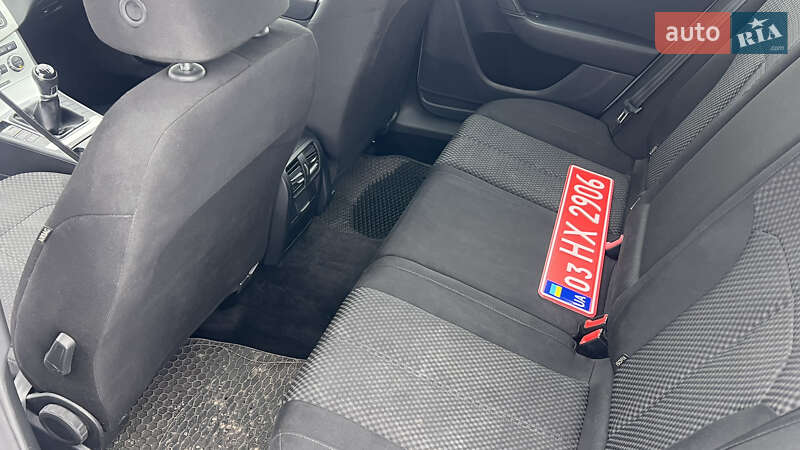 Volkswagen Passat 2013