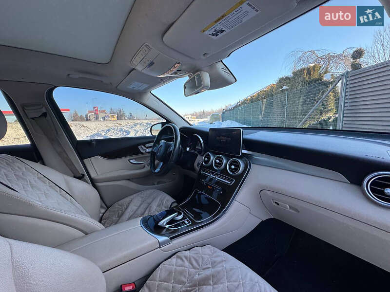 Mercedes-Benz GLC-Class 2016