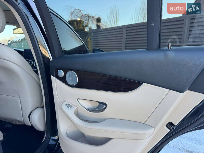 Mercedes-Benz GLC-Class 2016