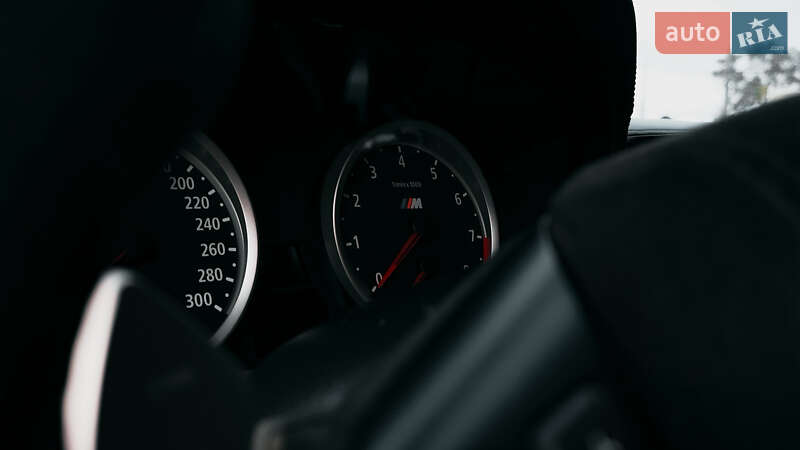 BMW-12