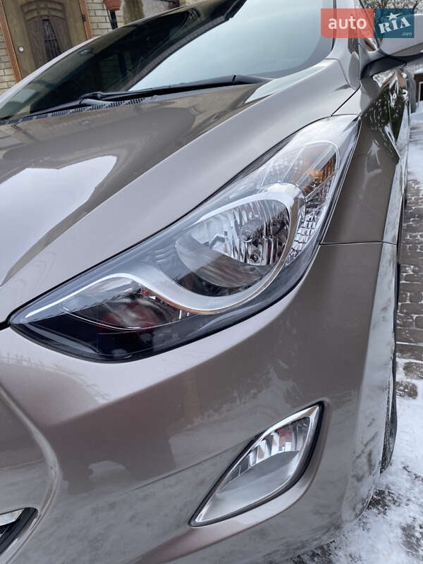 Hyundai-27