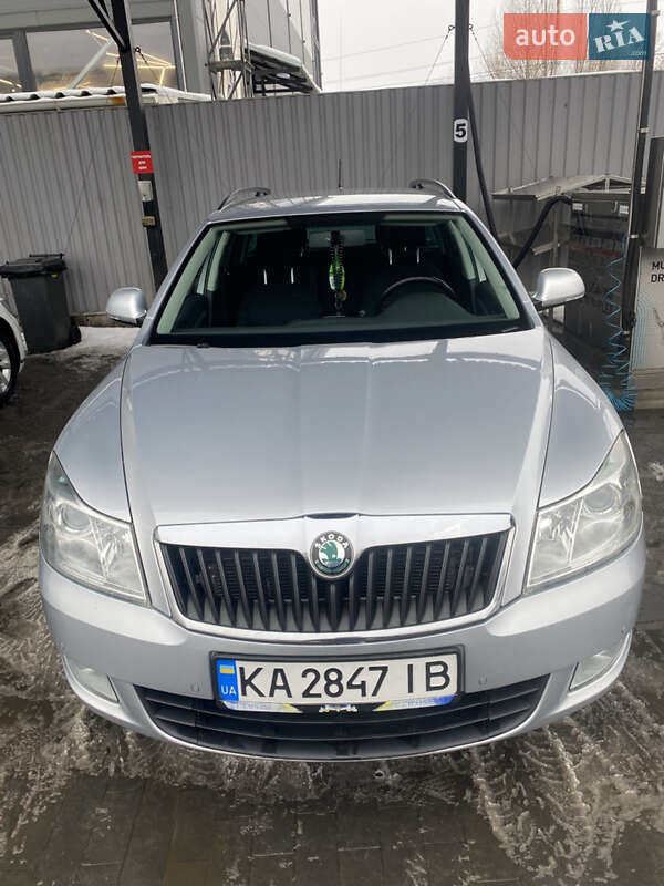 Skoda-8