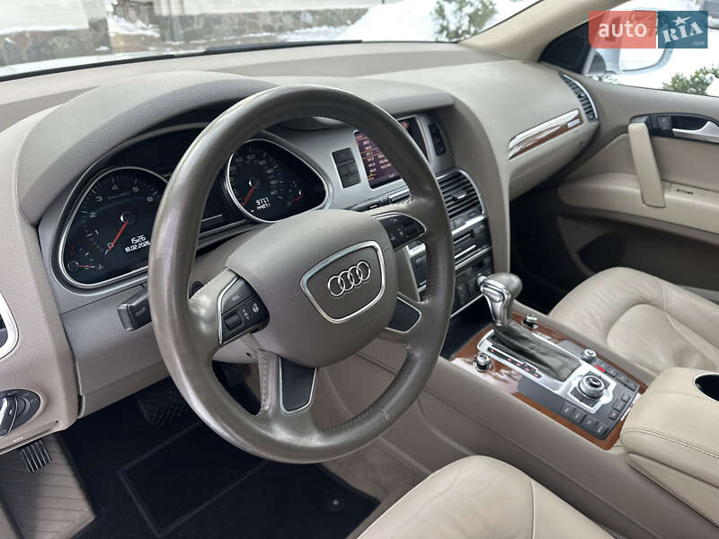 Audi Q7 2012